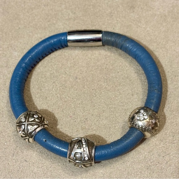 Brighton Alcazar silver bead Floral pattern with clear crystal accents Retired - Picture 5 of 5